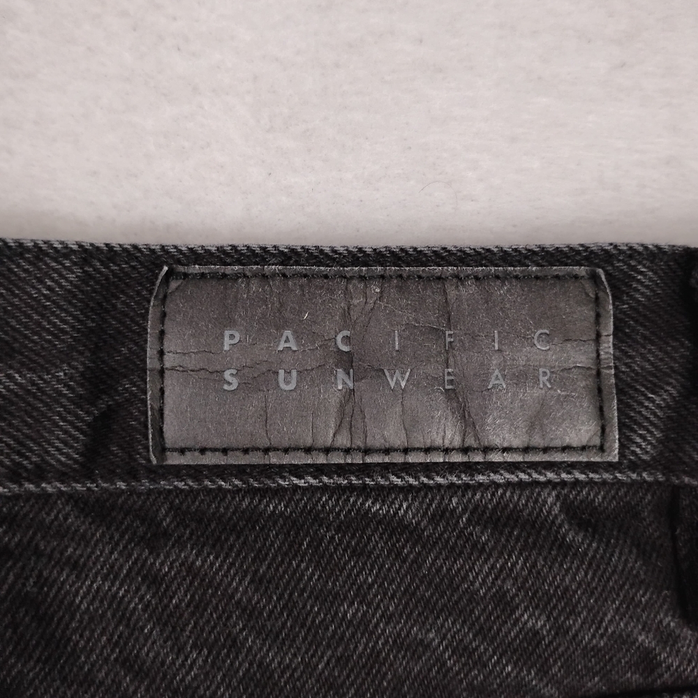 Pacsun Dad Jeans In Black Wash Size 26 - Picture 8 of 8